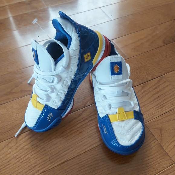 Nike Other - Super gorgeous toddler boys sneakers